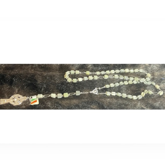Vintage genuine Connemara Rosary beads. New in sealed box. - Picture 3 of 5